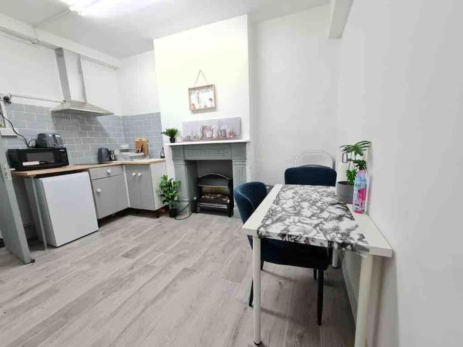 Ferienwohnung Nice Flat Near Central London Exterior foto